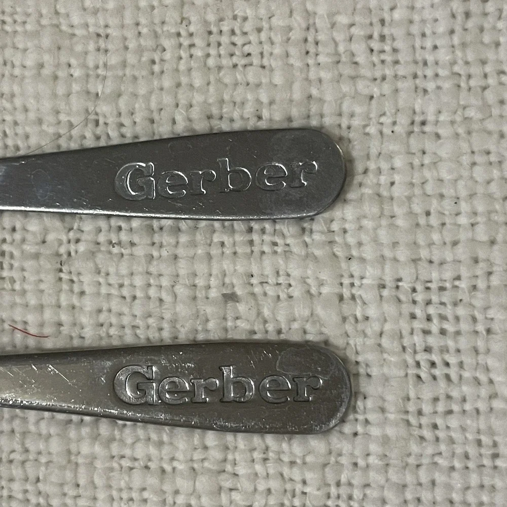 Gerber Baby Toddler Feeding Spoons Lot Of 2 Pink Purple Vintage‎ 90's Gift